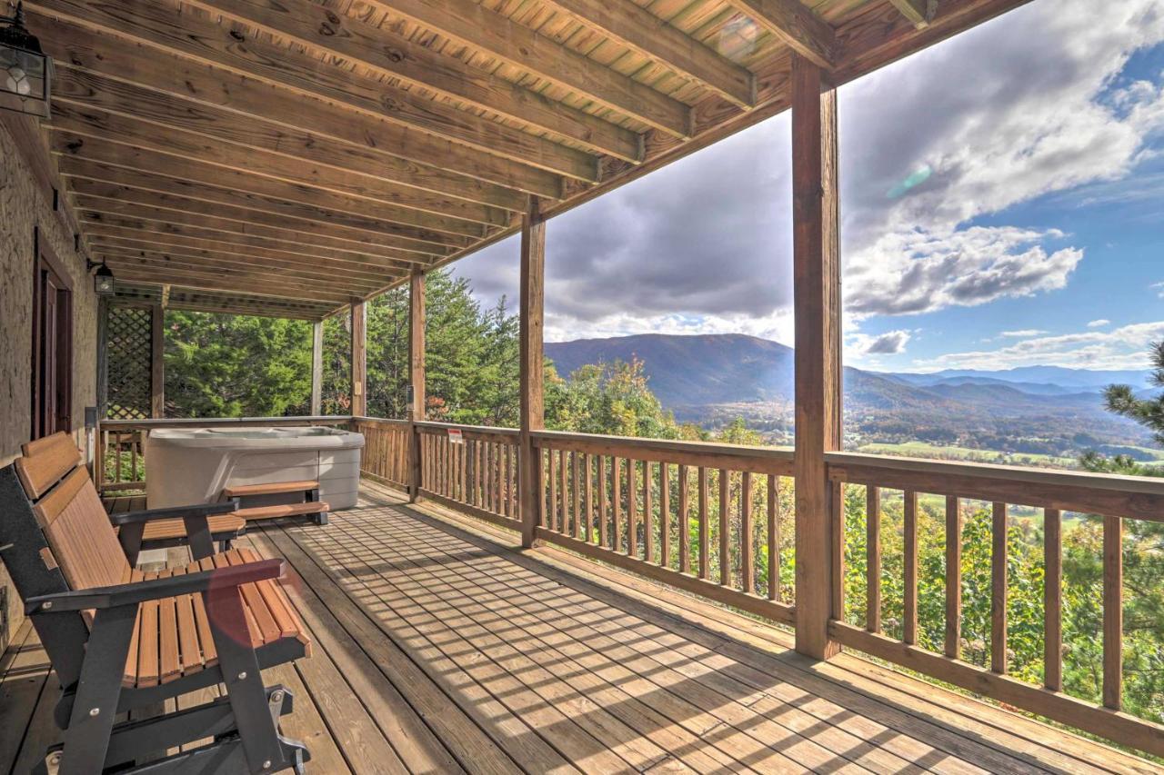 Smoky Mountain Retreat With Hot Tub, Arcade Games Vila Pigeon Forge Exterior foto