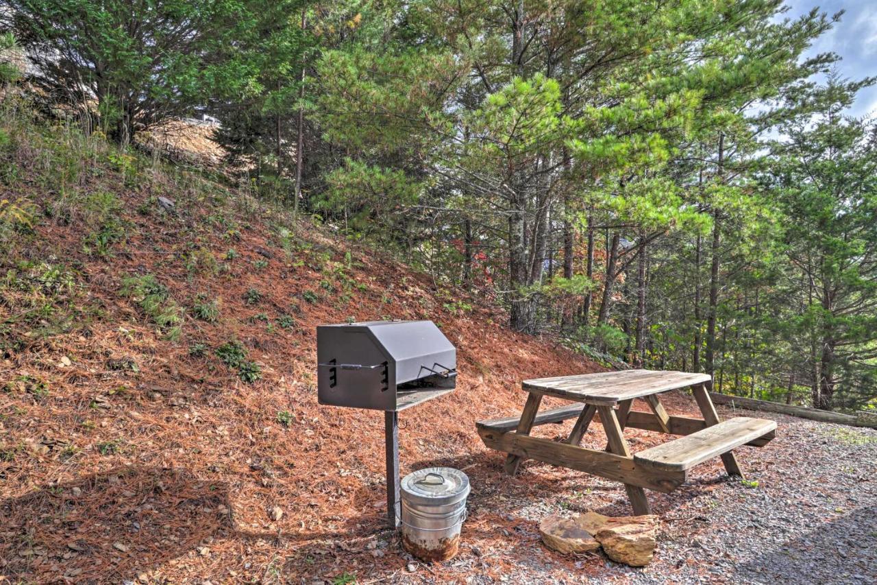 Smoky Mountain Retreat With Hot Tub, Arcade Games Vila Pigeon Forge Exterior foto