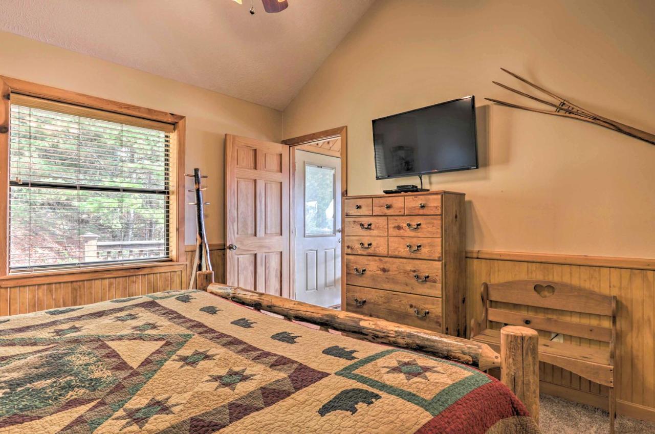 Smoky Mountain Retreat With Hot Tub, Arcade Games Vila Pigeon Forge Exterior foto