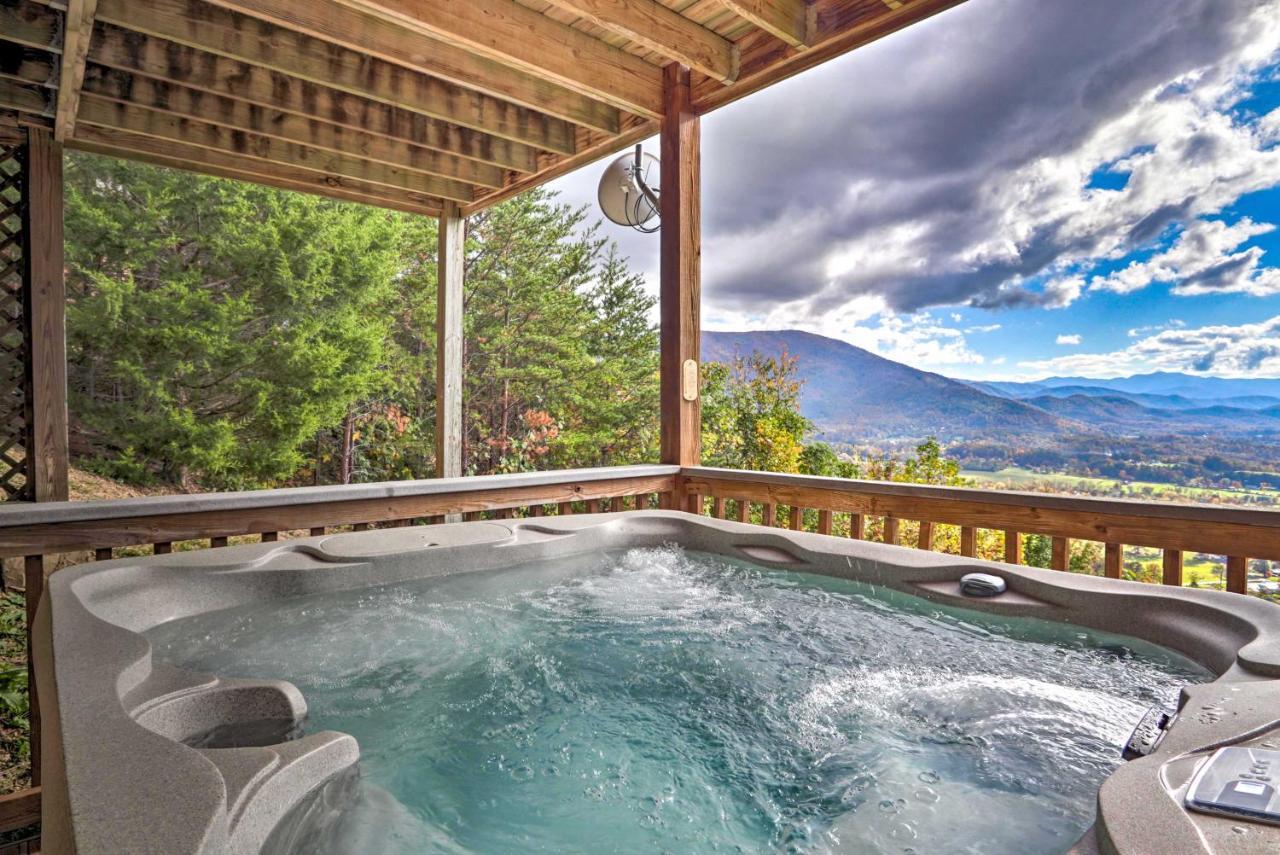 Smoky Mountain Retreat With Hot Tub, Arcade Games Vila Pigeon Forge Exterior foto